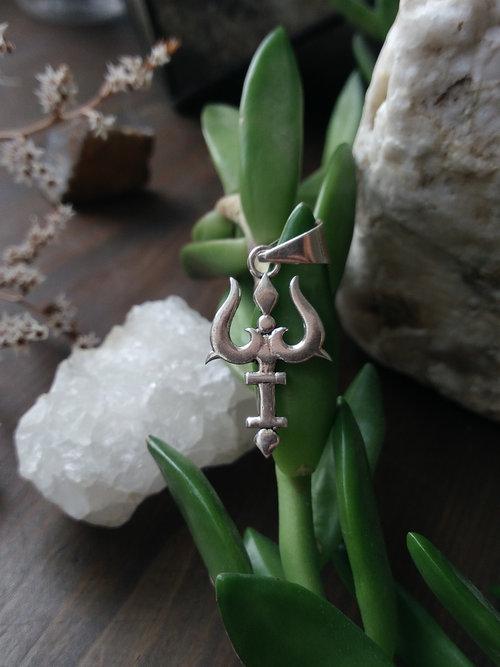 Підвіска Trishula